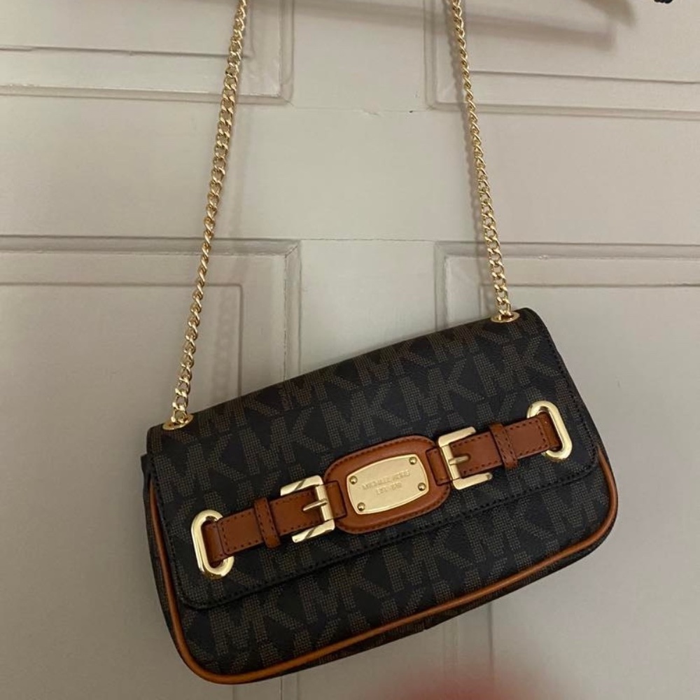 Small Michael Kors MK Jet Set Shoulder Bag- NEW with Tags